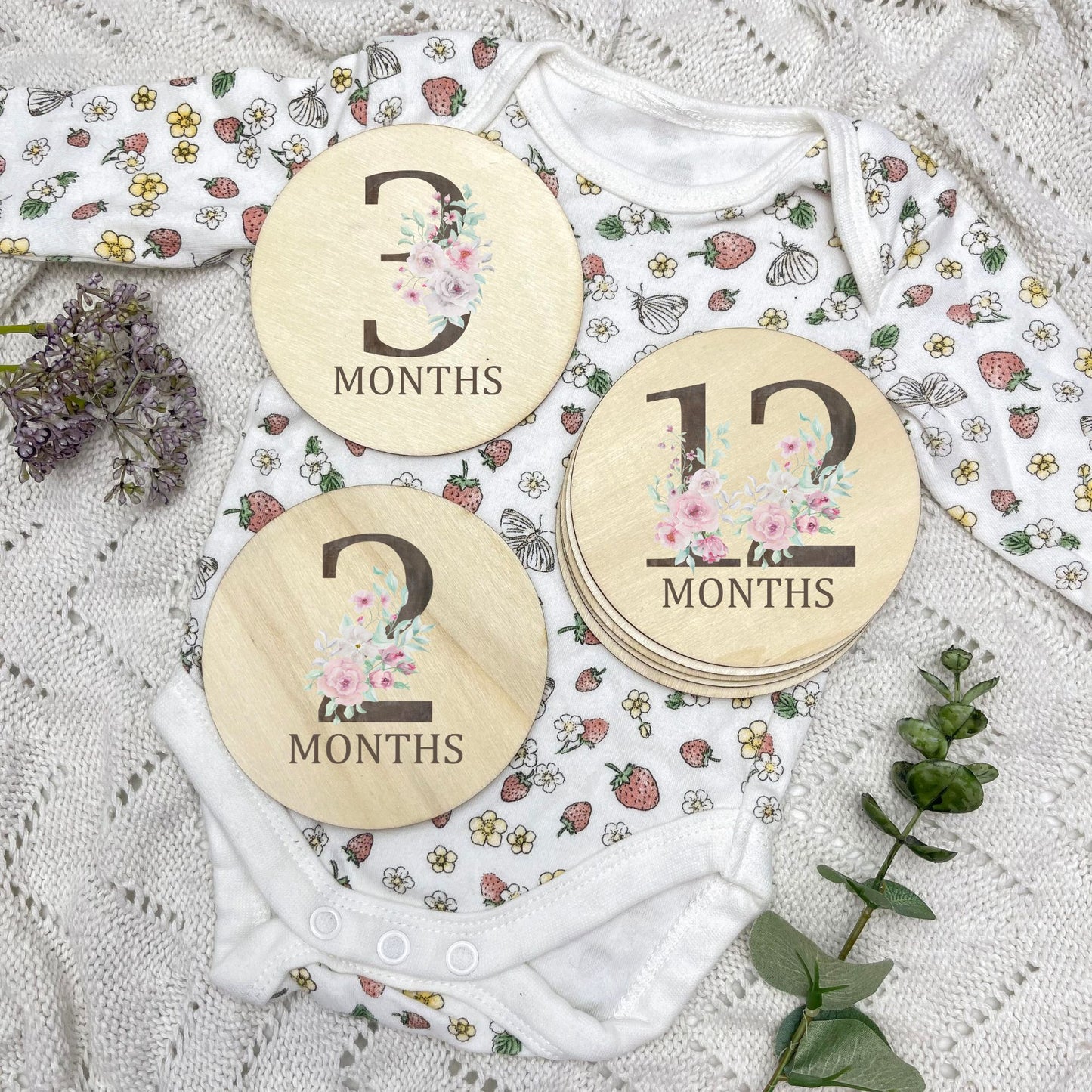 Floral milestone cards, baby milestone discs, boho nursery, aesthetic nursery, beige nursery