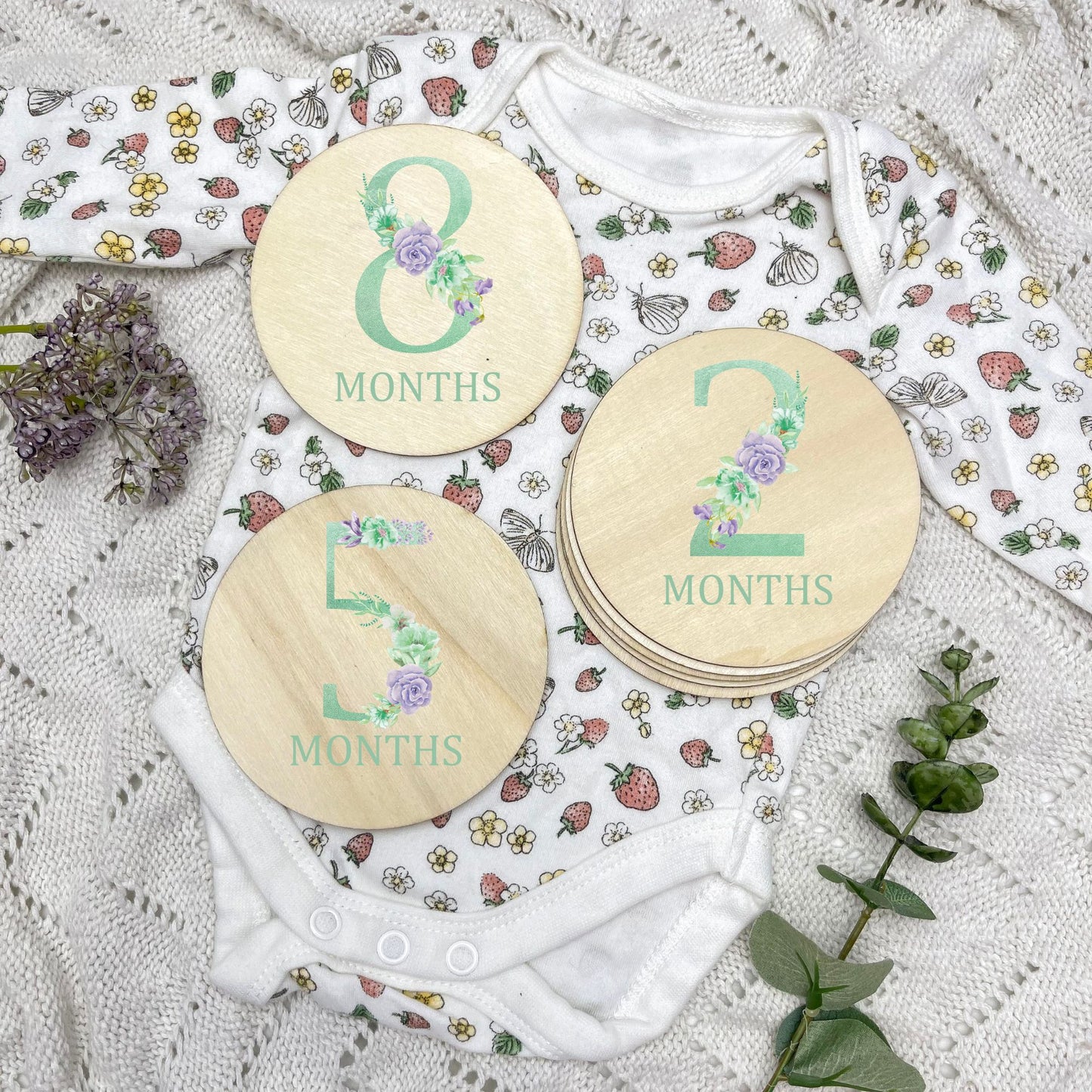 Floral milestone cards, baby milestone discs, boho nursery, aesthetic nursery, beige nursery