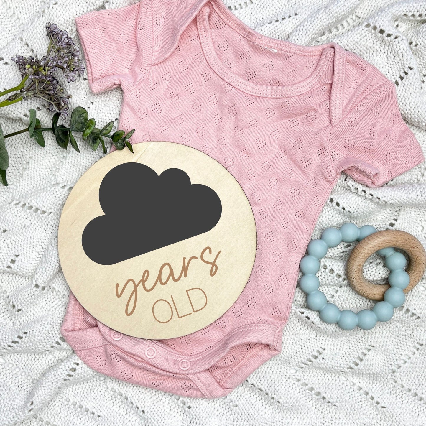 Cloudy Reusable milestone cards, fill in your own milestone card, baby shower gift, weeks old, months old, milestone cards