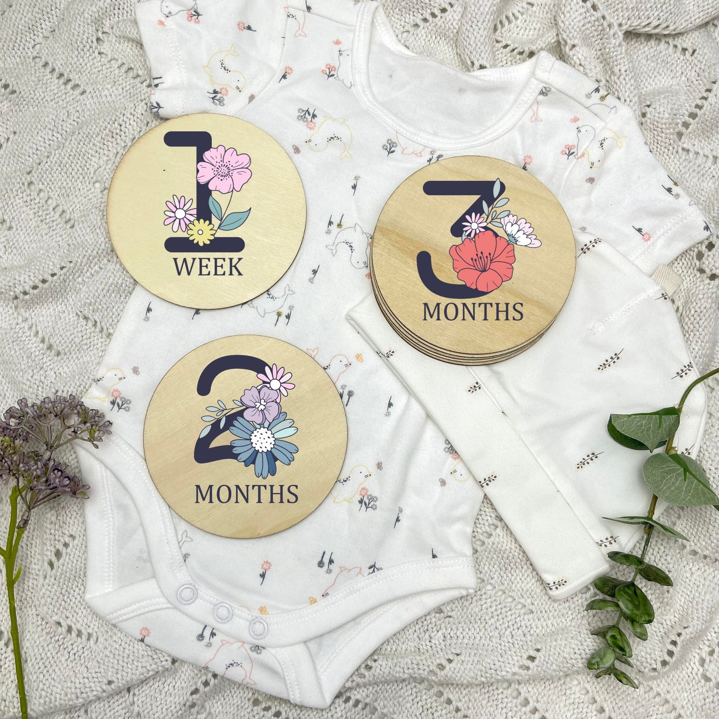 Floral milestone cards, baby milestone discs, boho nursery, aesthetic nursery, beige nursery
